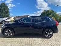 Gebraucht Volvo XC60 Momentum 250 PS (183 kW) 2022 Schwarz SUV