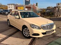 Gebraucht Mercedes E200 136 PS (100 kW) 2015 Hellelfenbein Limousine