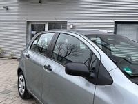 Gebraucht Toyota Yaris Luna 69 PS (50 kW) 2008 Silber Kleinwagen
