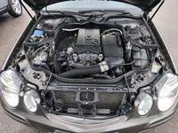 Gebraucht Mercedes E200 Avantgarde 184 PS (135 kW) 2009 Andere farben Kombi