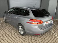 Gebraucht Peugeot 308 120 PS (88 kW) 2015 Weiß Limousine