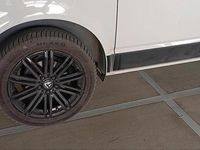 Gebraucht VW Multivan 150 PS (110 kW) 2021 Grau Van / Kleinbus