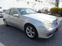 Gebraucht Mercedes C220 150 PS (110 kW) 2005 Silber Coupé
