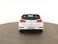 Gebraucht Hyundai i30 Select 120 PS (88 kW) 2022 Weiß Limousine