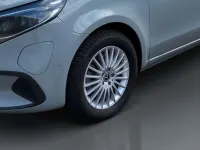 Gebraucht Mercedes EQV300 Avantgarde 150 kW (204 PS) 2024 Grau Van / Kleinbus