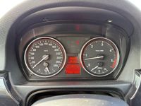 Gebraucht BMW 330 Cabriolet 231 PS (169 kW) 2008 Weiß Cabrio