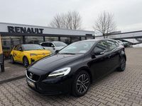 Gebraucht Volvo V40 Momentum 150 PS (110 kW) 2018 Schwarz Limousine