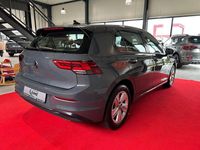 Gebraucht VW Golf Life 131 PS (96 kW) 2022 Grau SUV