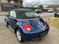 Gebraucht VW Beetle Cabriolet 105 PS (77 kW) 2008 Blau Cabrio