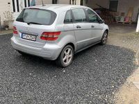 Gebraucht Mercedes B170 116 PS (85 kW) 2007 Silber Van / Kleinbus
