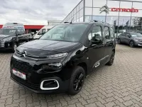 Gebraucht Citroën Berlingo Shine 131 PS (96 kW) 2023 Lackierung schwarz perla nera/ Van / Kleinbus