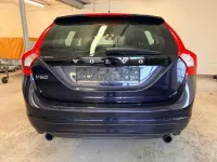 Gebraucht Volvo V60 Summum 190 PS (139 kW) 2017 Blau Kombi