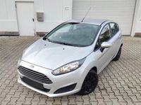 Gebraucht Ford Fiesta Trend 82 PS (60 kW) 2014 Silber Kleinwagen