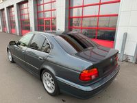 gebraucht BMW 530 d e39 Schalter M Felgen Xenon AHK Klima sehr gepflegt !
