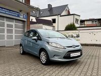 Gebraucht Ford Fiesta Trend 60 PS (44 kW) 2010 Avalongrau Kleinwagen
