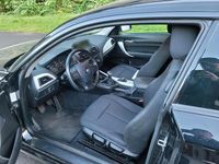 Gebraucht BMW 116 116 PS (85 kW) 2012 Schwarz Kleinwagen