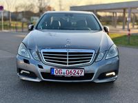 Gebraucht Mercedes E250 204 PS (150 kW) 2009 Grau Limousine