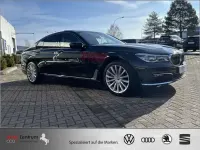 Gebraucht BMW 750 Shadowline 400 PS (294 kW) 2017 Schwarz Limousine