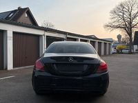 Gebraucht Mercedes C300 258 PS (189 kW) 2019 Schwarz Limousine