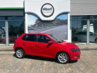 Używany Skoda Fabia Joy 90 KM (66 kW) 2016 Czerwony Sedan/Limuzyna