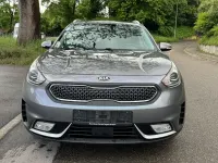 Gebraucht Kia Niro Vision 105 PS (77 kW) 2017 Grau SUV