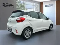 Gebraucht Hyundai i10 Select 100 PS (73 kW) 2022 Weiß Kleinwagen
