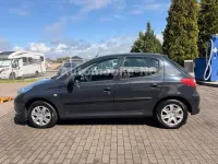 Gebraucht Peugeot 206 Basis 60 PS (44 kW) 2009 Grau Limousine