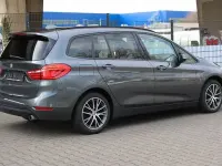 Gebraucht BMW 220 Sport Line 190 PS (139 kW) 2016 Mineralgrau metallic Van / Kleinbus