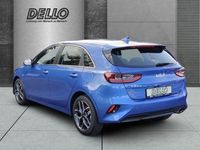 Neu Kia Ceed Spirit 140 PS (102 kW) 2025 (b3l) blue flame met. Kleinwagen