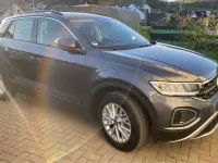 Gebraucht VW T-Roc Life 110 PS (80 kW) 2023 Grau SUV