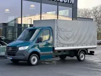 Gebraucht Mercedes Sprinter 143 PS (105 kW) 2019 Föster grün Van