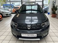 gebraucht Dacia Sandero II Stepway Celebration 0.9 TCe 90 Automatik 1.Hand