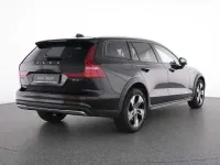 Second-hand Volvo V60 CC 145 CP (106 kW) 2023 Break