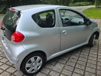 Gebraucht Toyota Aygo 68 PS (50 kW) 2006 Silber Kleinwagen