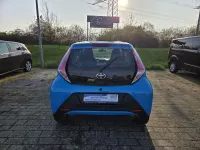 Gebraucht Toyota Aygo X-play 69 PS (50 kW) 2018 Blau Kleinwagen