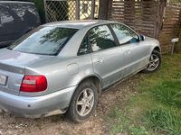 Occasion Audi A4 101 ch (74 kW) 1998 Argent Berline