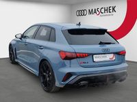 Gebraucht Audi RS3 Sportback Ambiente 400 PS (294 kW) 2025 Kemoragrau metallic Kleinwagen