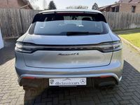Gebraucht Porsche Macan GTS 441 PS (324 kW) 2022 Dolomitsilbermetallic (metallic) SUV
