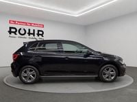 Gebraucht VW Polo R-line 95 PS (69 kW) 2023 Deep black perleffekt Kleinwagen
