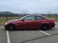 Gebraucht BMW 335 Basis 306 PS (225 kW) 2010 Rot Coupé