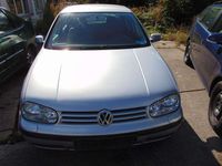 Gebraucht VW Golf Edition 102 PS (75 kW) 2002 Silber grau Limousine