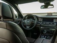 Gebraucht BMW 750 Executive 381 PS (280 kW) 2012 Beige Limousine