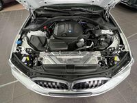 Gebraucht BMW 320 Shadowline 190 PS (139 kW) 2023 Mineralweiss Kombi
