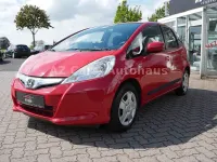 Gebraucht Honda Jazz Comfort 88 PS (64 kW) 2011 Rot Kleinwagen