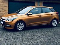 Gebraucht Hyundai i20 84 PS (61 kW) 2015 Orange Limousine