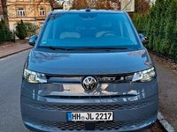 Gebraucht VW Multivan 136 PS (100 kW) 2024 Grau Van