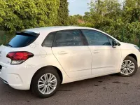 Gebraucht Citroën C4 120 PS (88 kW) 2016 Weiß Limousine