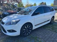 Gebraucht Ford Focus Titanium 116 PS (85 kW) 2010 Weiß Kombi