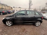 Gebraucht Mercedes B180 116 PS (85 kW) 2010 Schwarz Van / Kleinbus