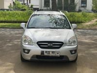 Brugt Kia Carens 140 HK (102 kW) 2008 Sølv MPV